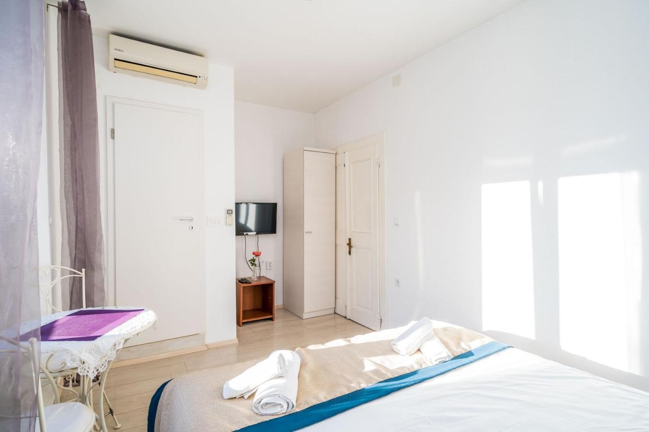 Deluxe Rooms With A Terrace View At Old City Gate Dubrovnik Ngoại thất bức ảnh