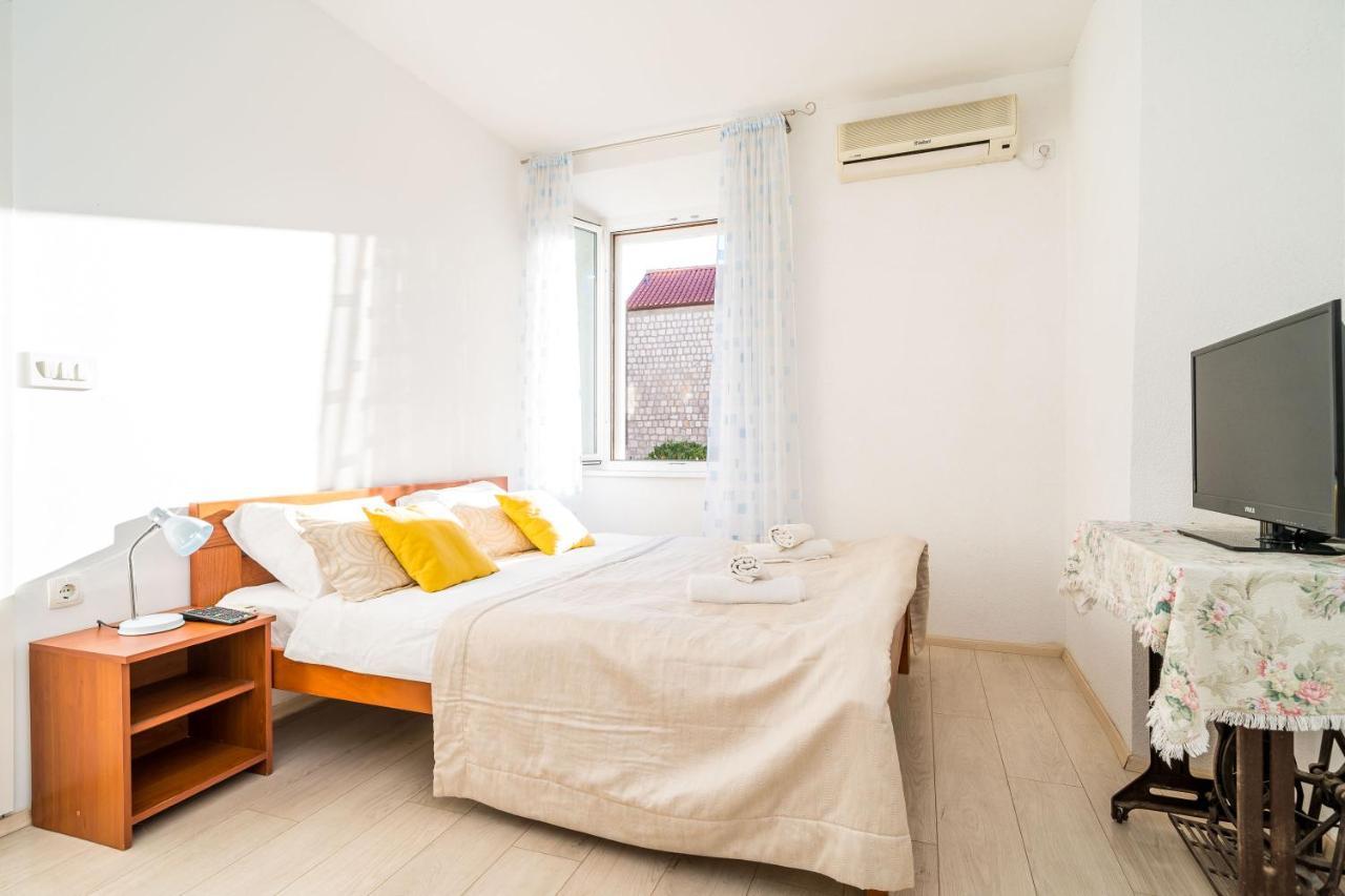 Deluxe Rooms With A Terrace View At Old City Gate Dubrovnik Ngoại thất bức ảnh