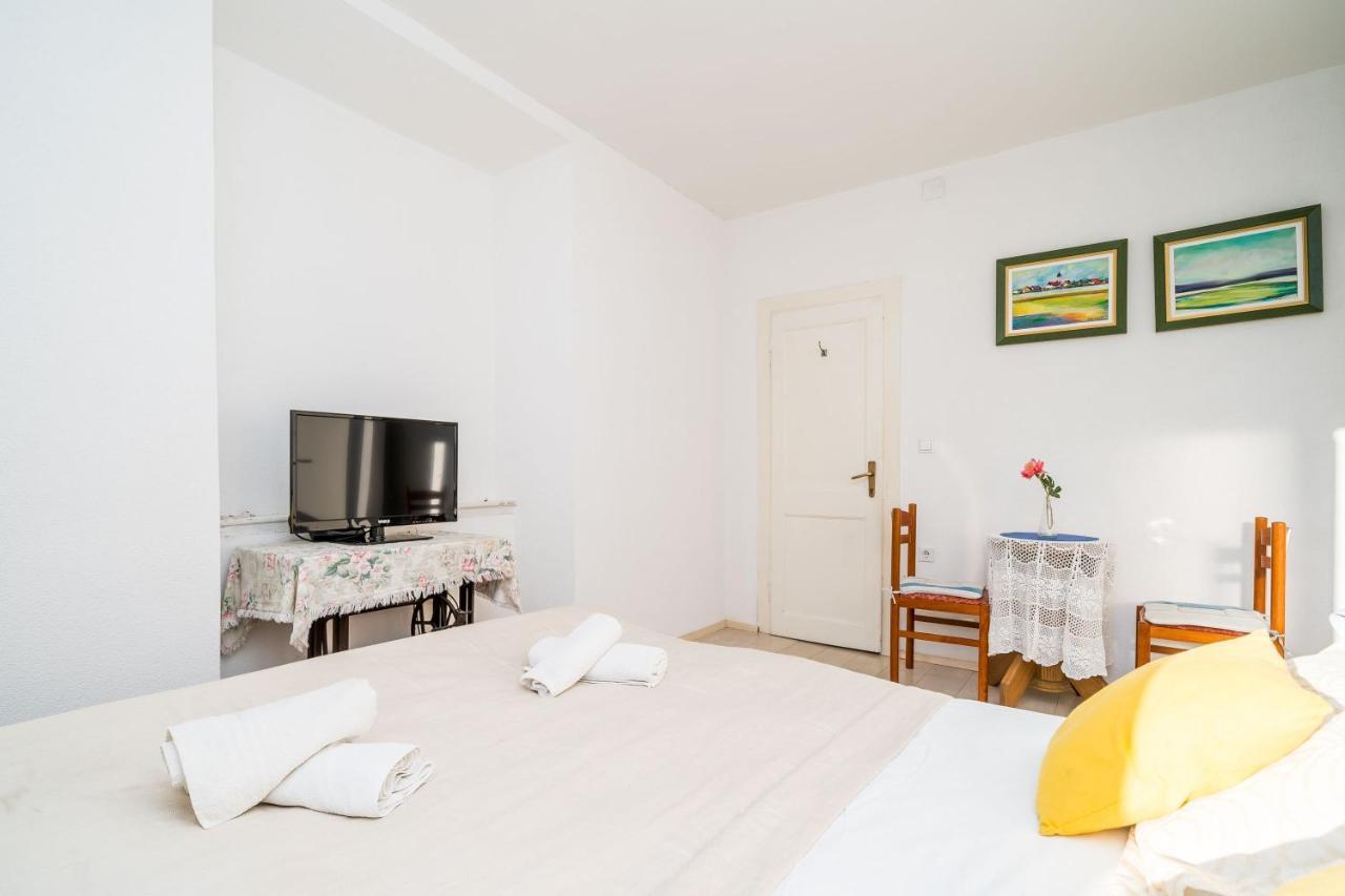 Deluxe Rooms With A Terrace View At Old City Gate Dubrovnik Ngoại thất bức ảnh