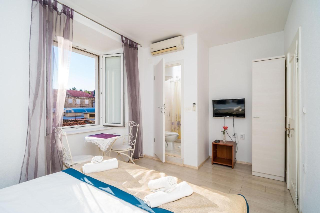 Deluxe Rooms With A Terrace View At Old City Gate Dubrovnik Ngoại thất bức ảnh